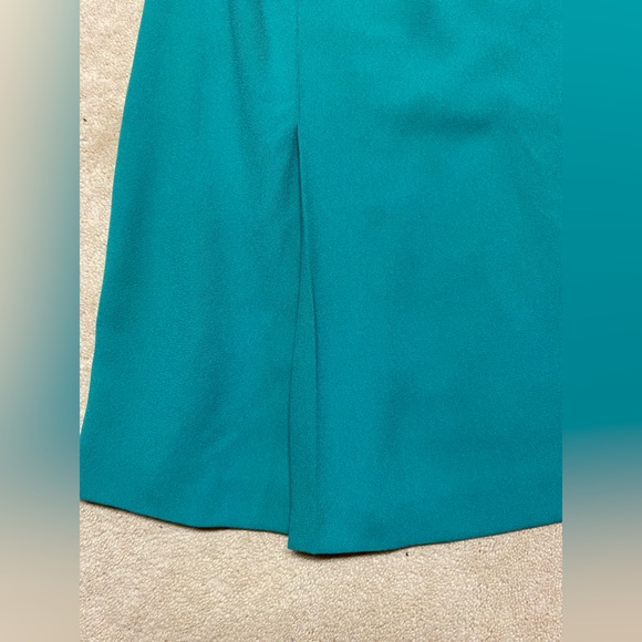 Vintage 1980s Emerald green ladies suit - Picture 5 of 14